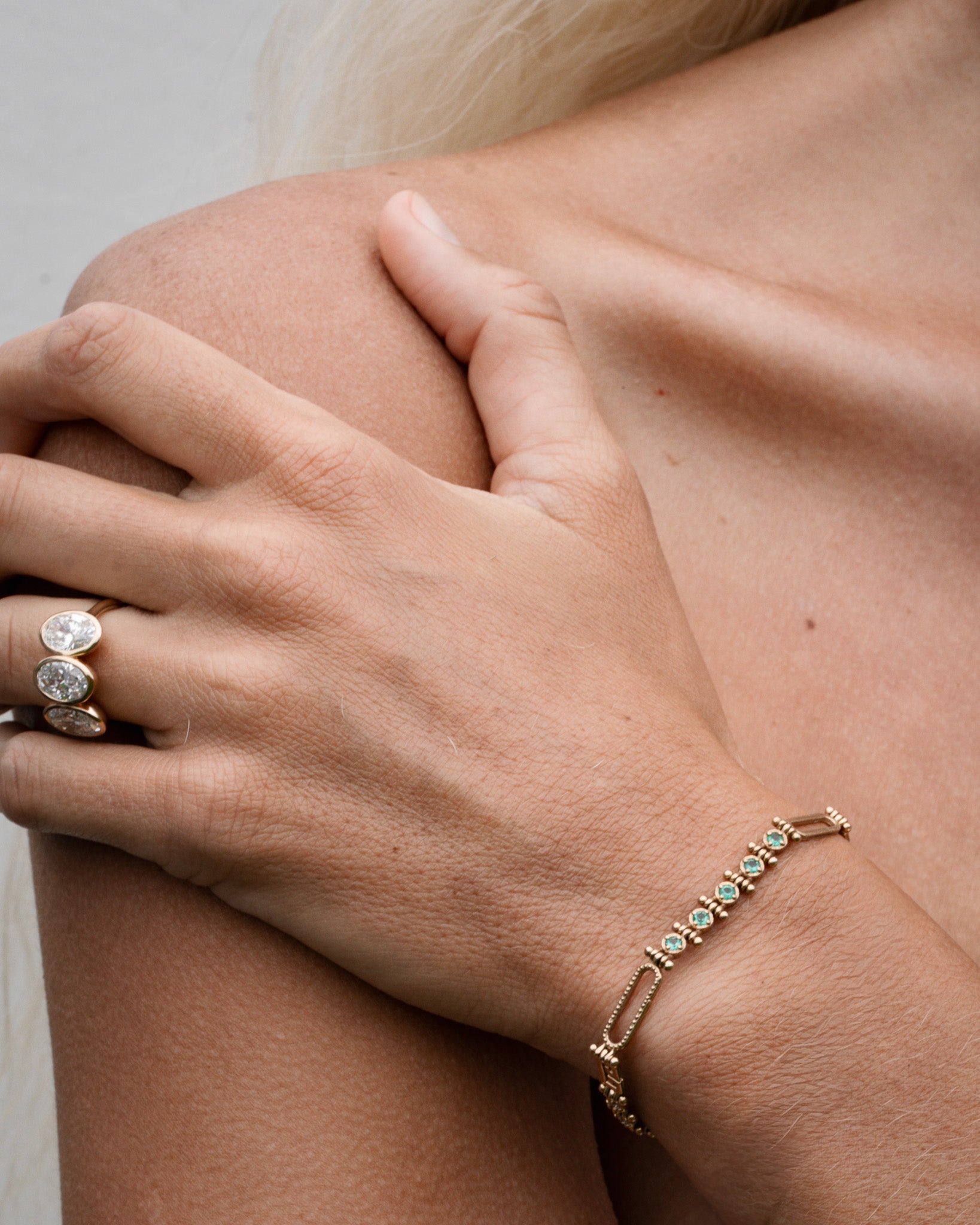 Asteria Bracelet Solid Gold