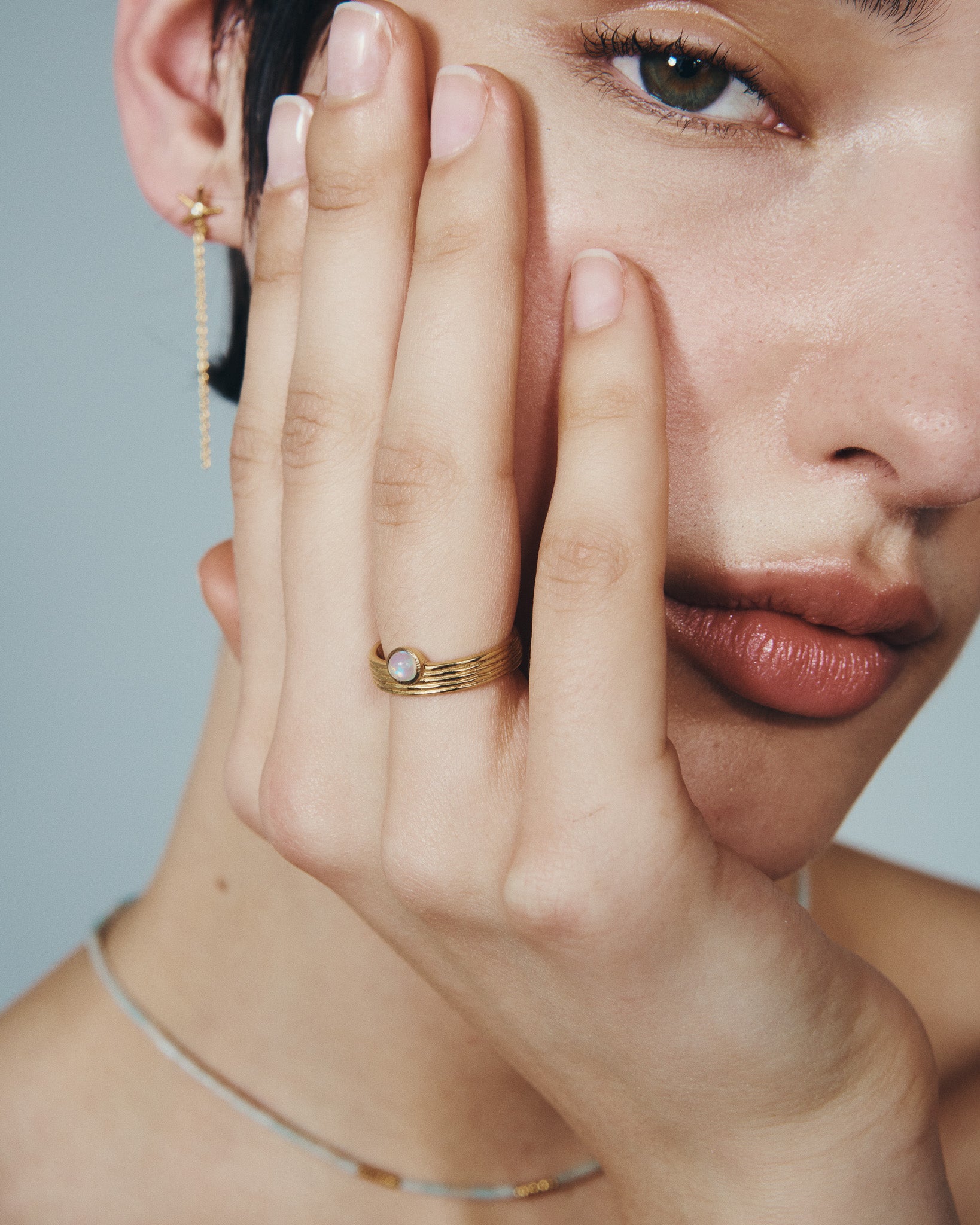 Mare Necklace and Soma Ring in Gold Vermeil, worn