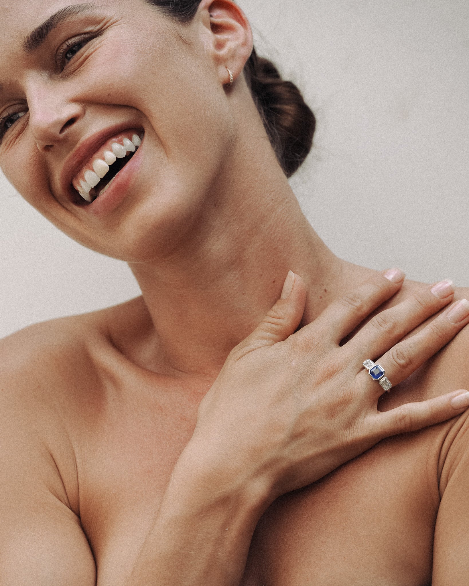 Paloma Trilogy Ring Diamond and Ceylon Sapphire Platinum