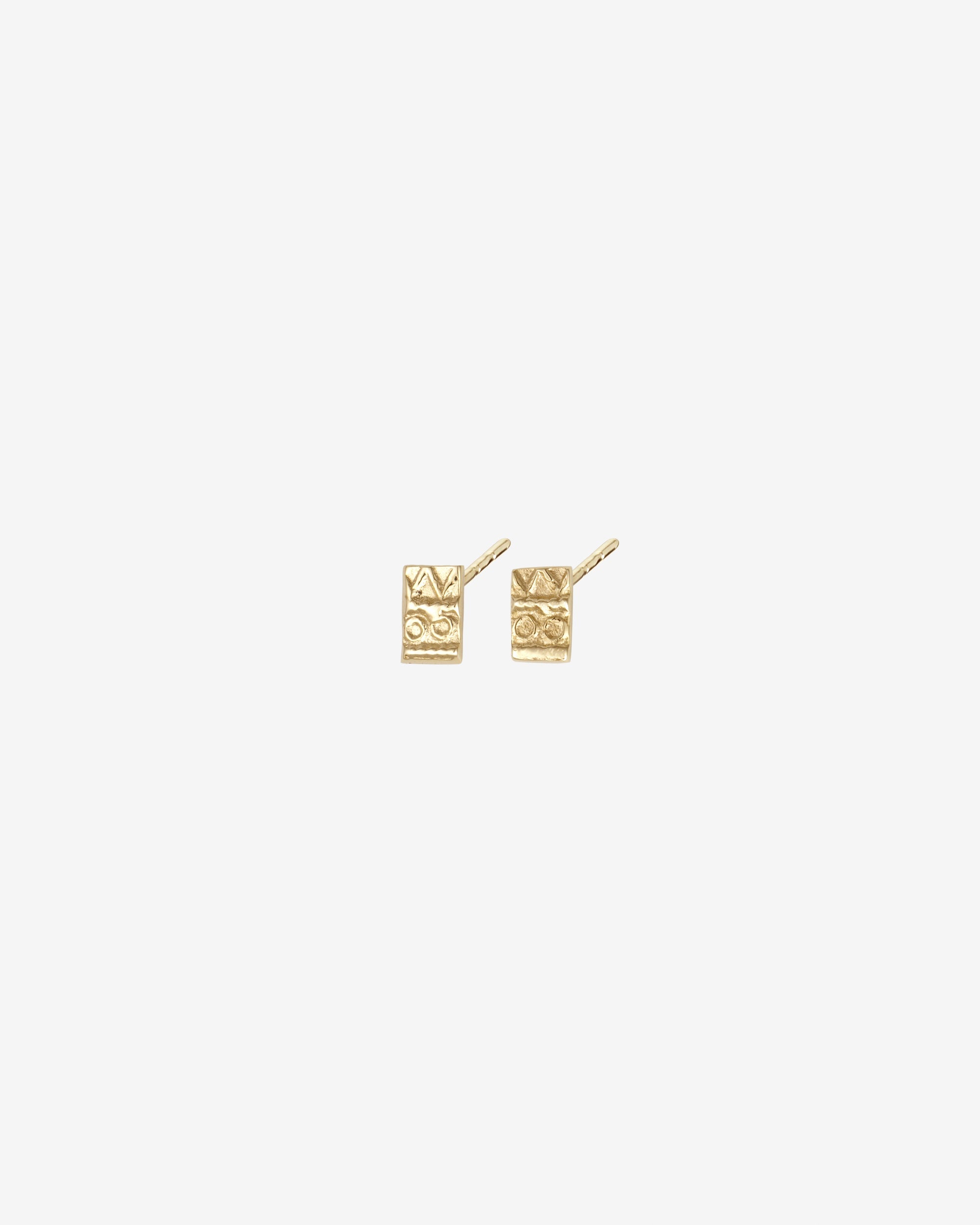 Relic MM Stud Earrings Solid Gold