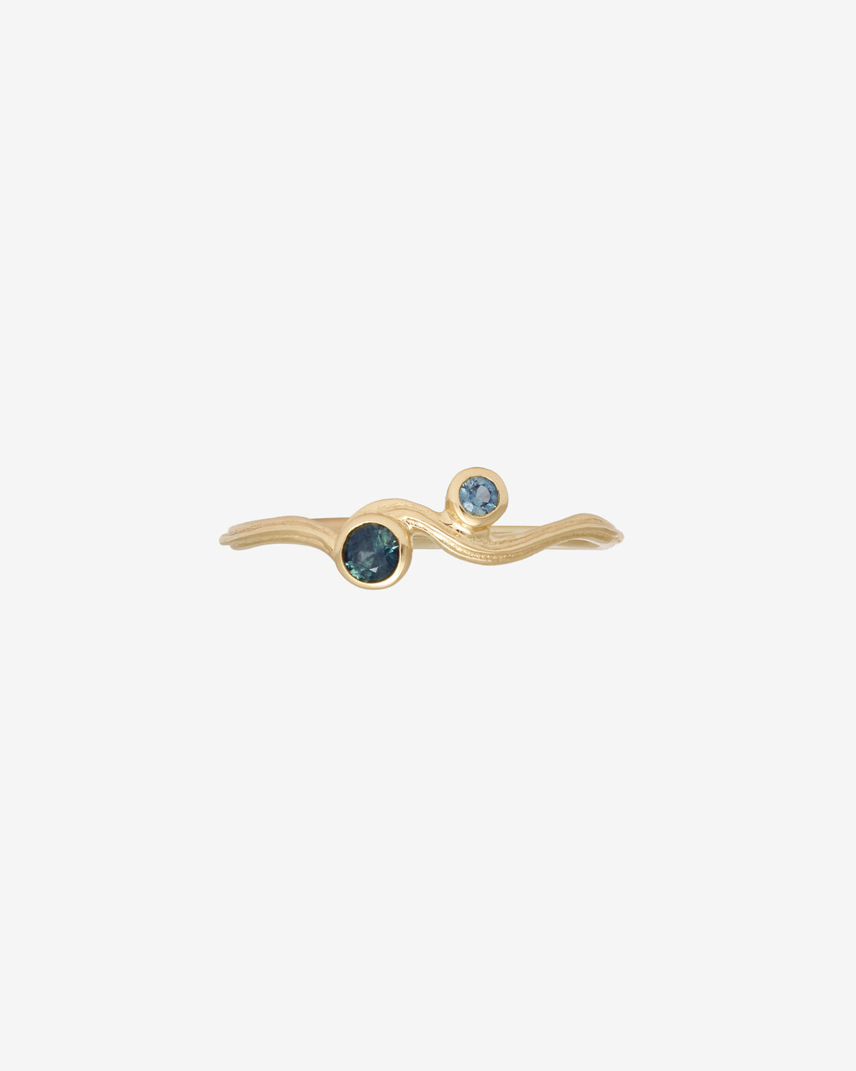 Reva II Australian Sapphire Ring Solid Gold, viewed from above