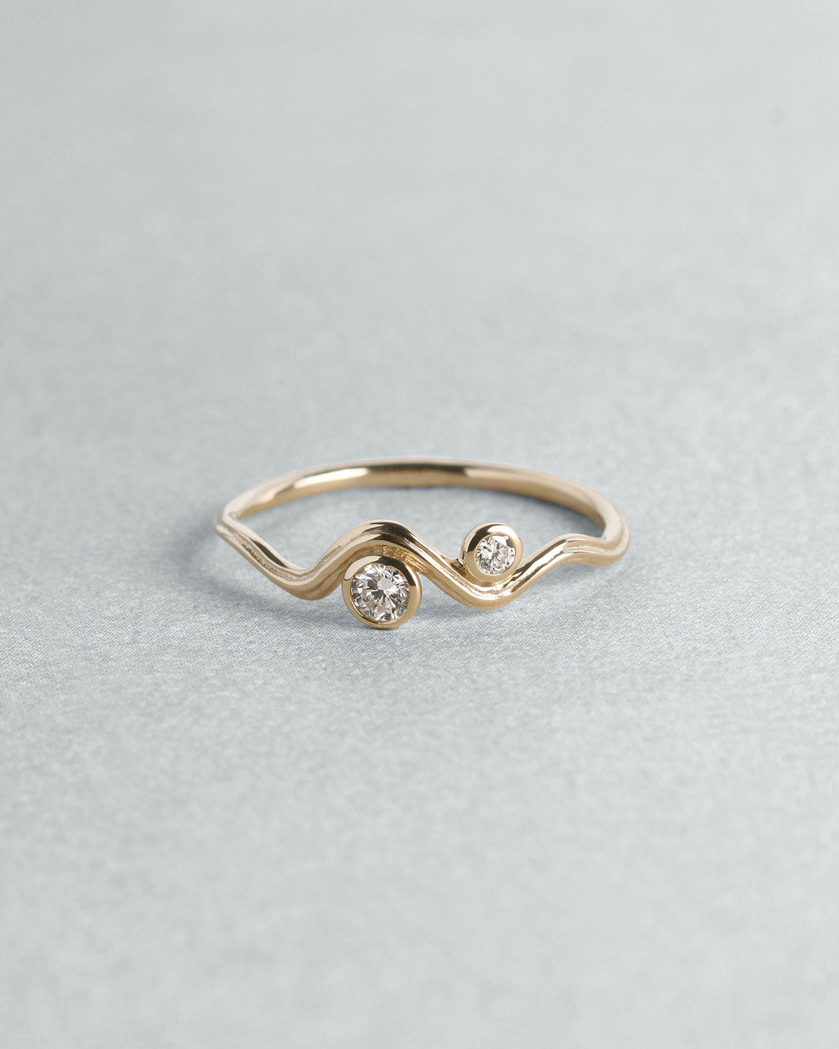 Reva II Diamond Ring Solid Gold, flatlay