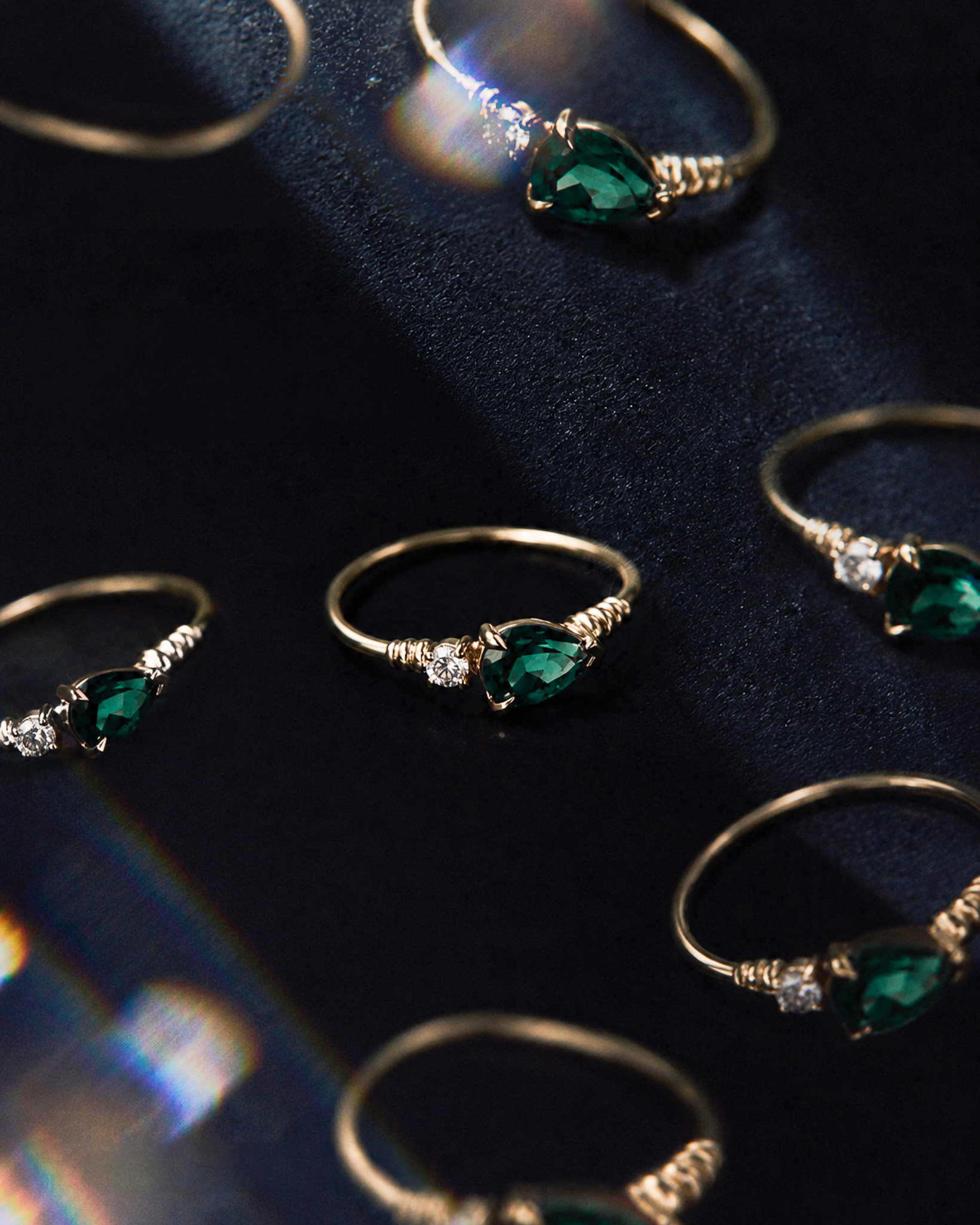Ariel Ring Emerald Diamond Solid Gold