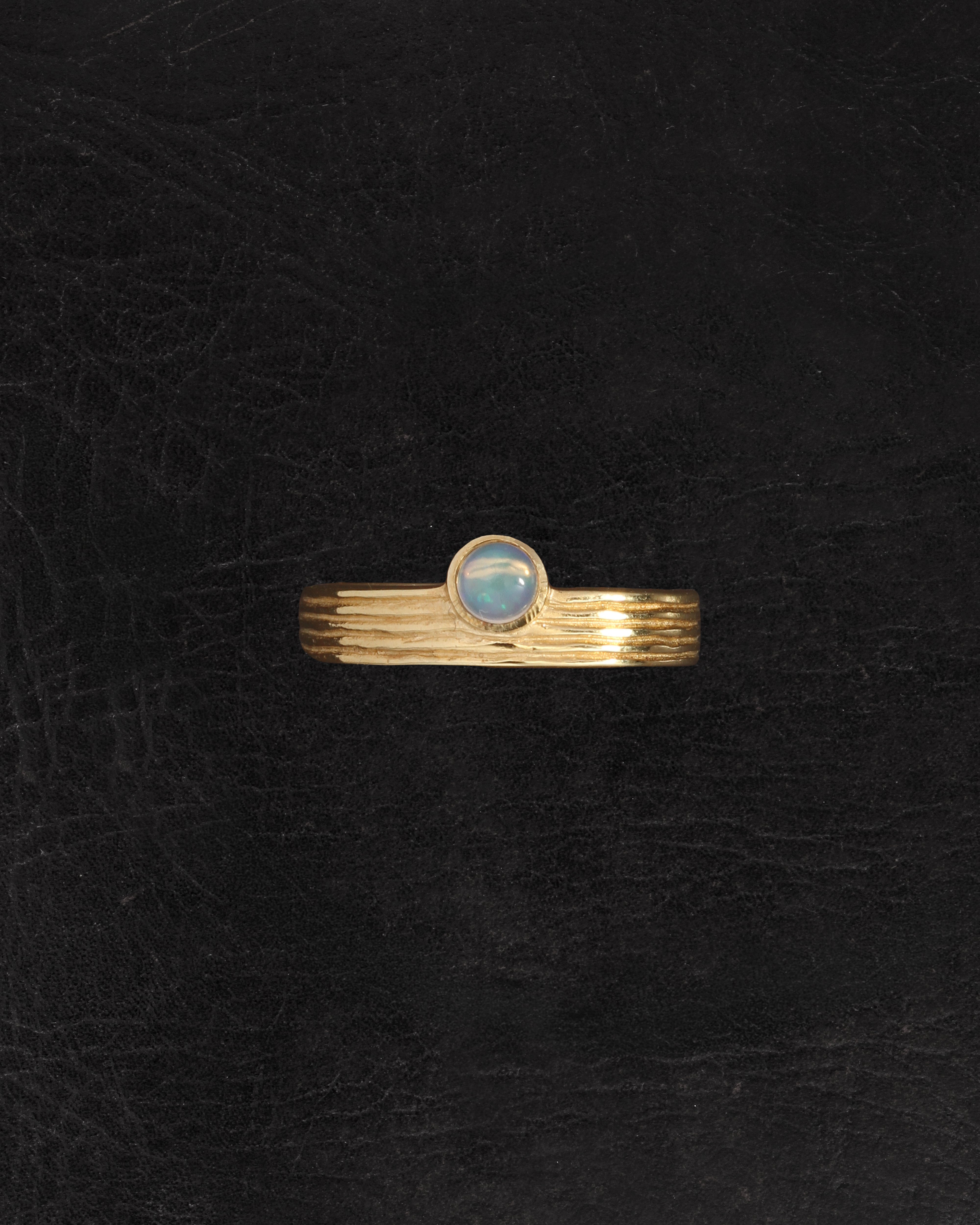 Soma Ring Gold Vermeil on dark leather