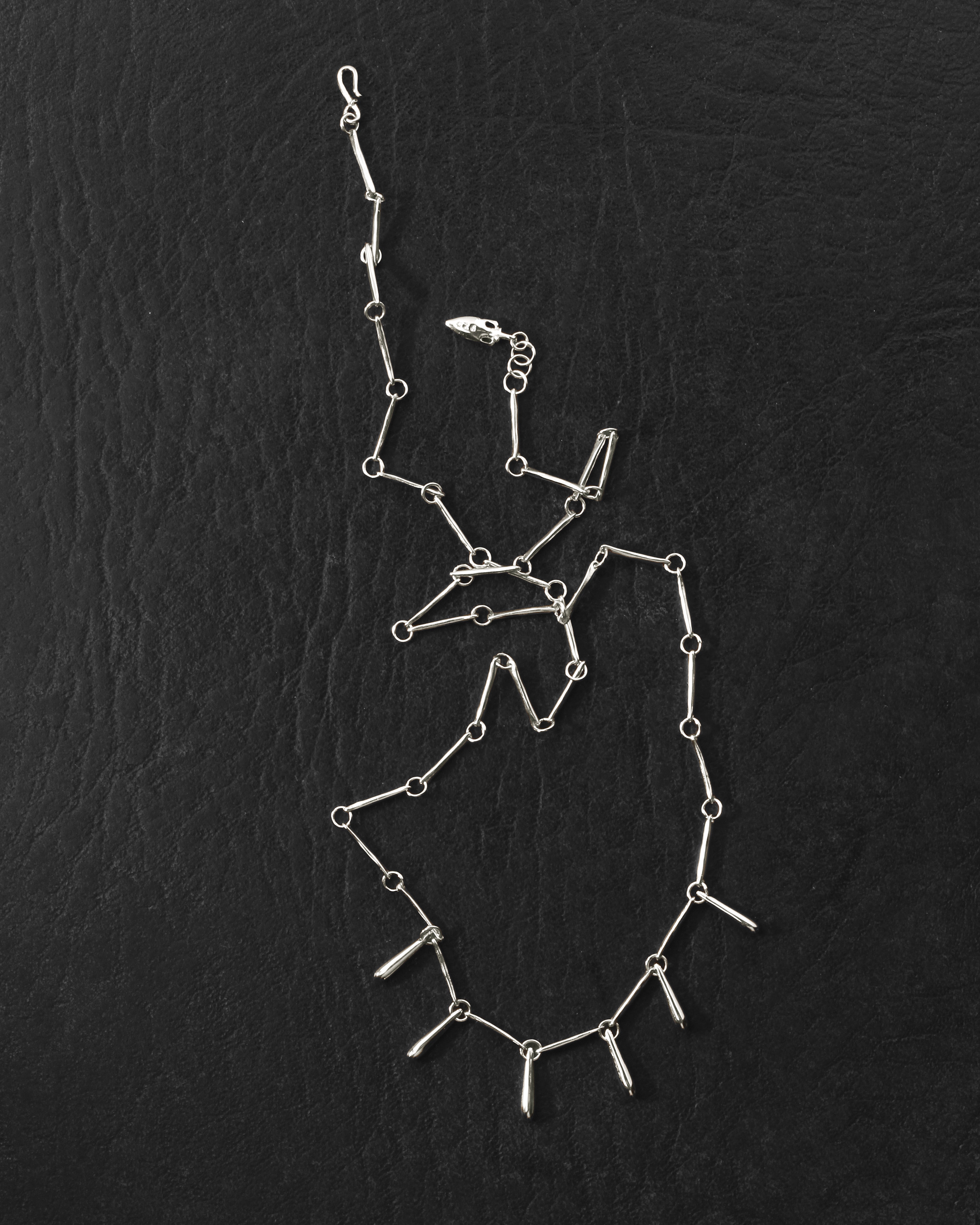 Stilla Necklace Silver on dark leather