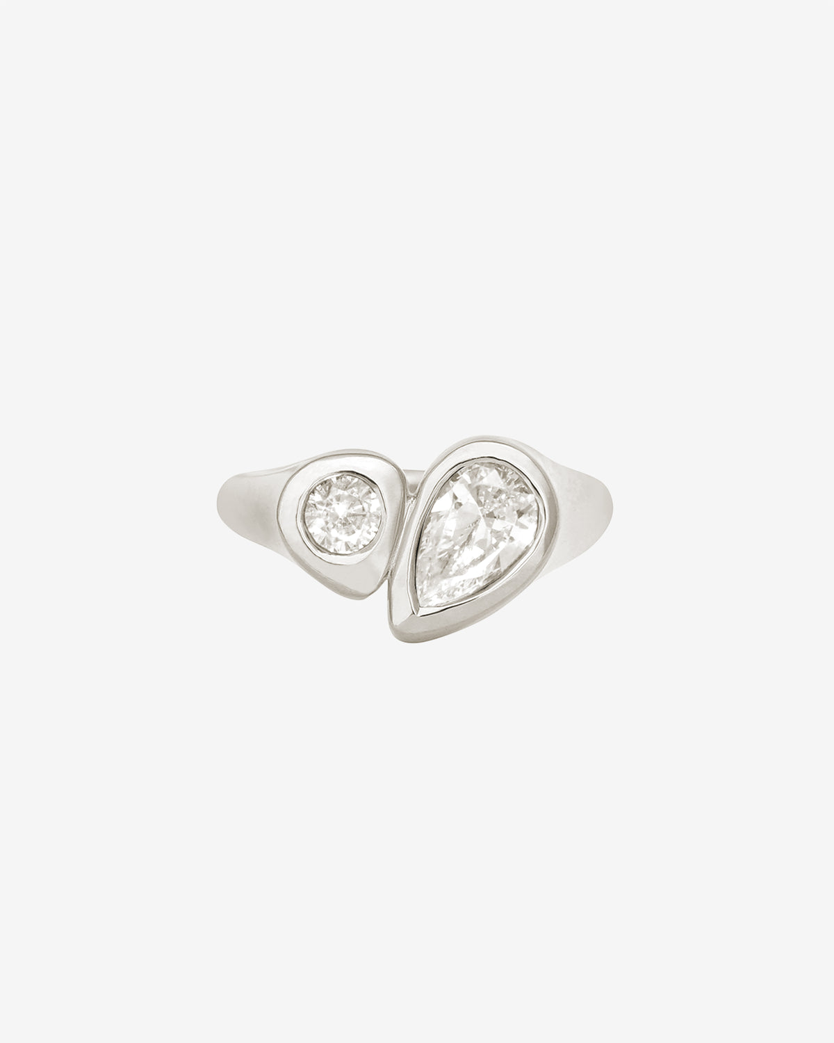 Synergy Ring Diamond Platinum