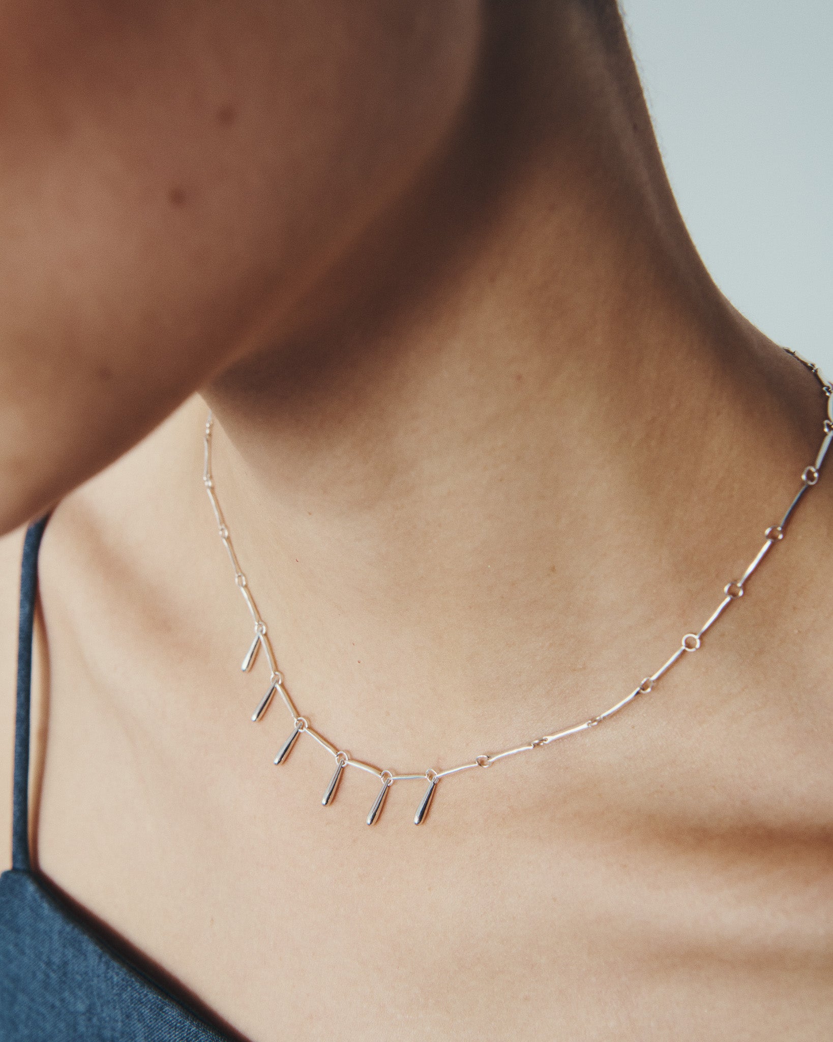 Stilla Necklace Silver, worn