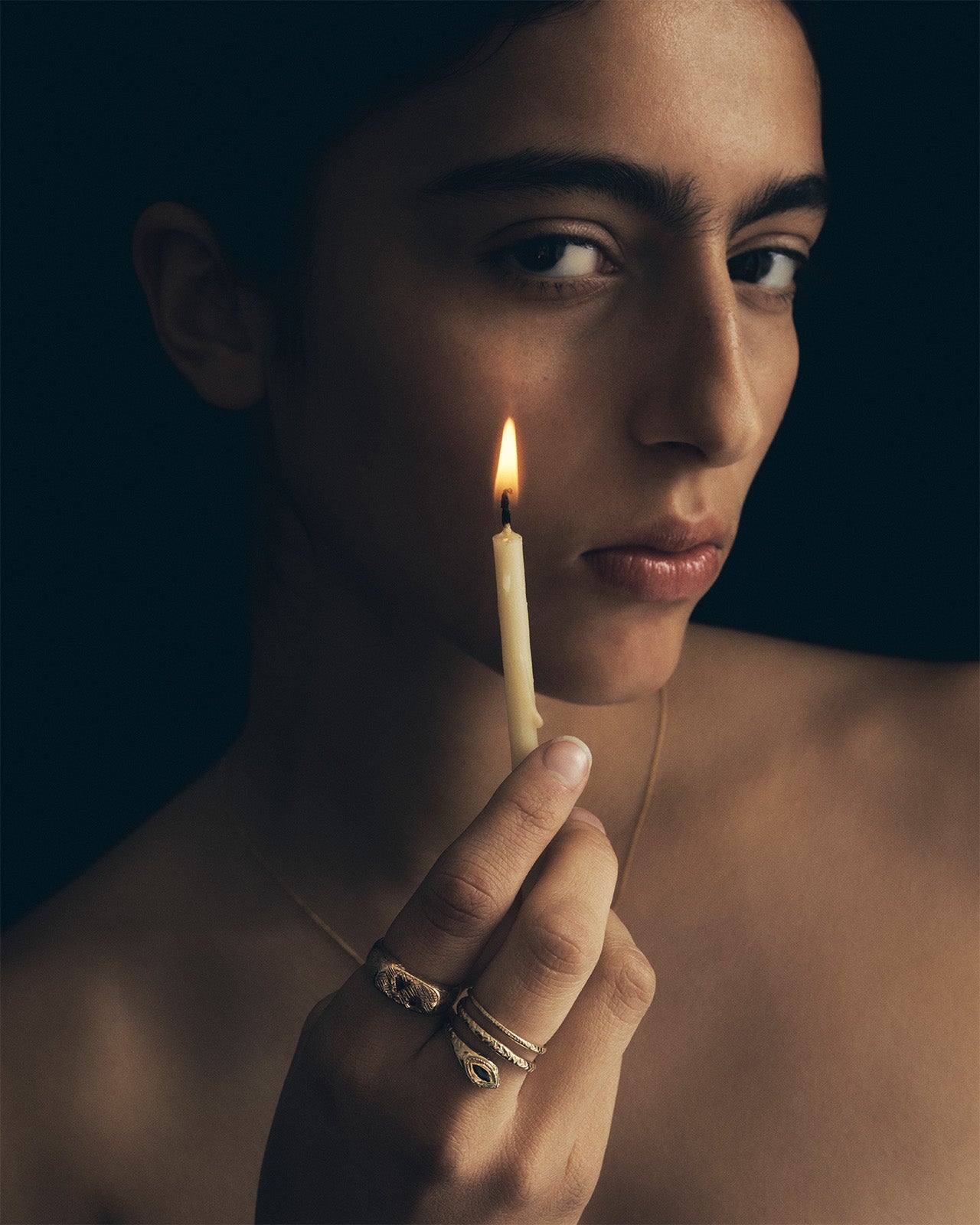 Pyra Ring Garnet Ruby Solid Gold