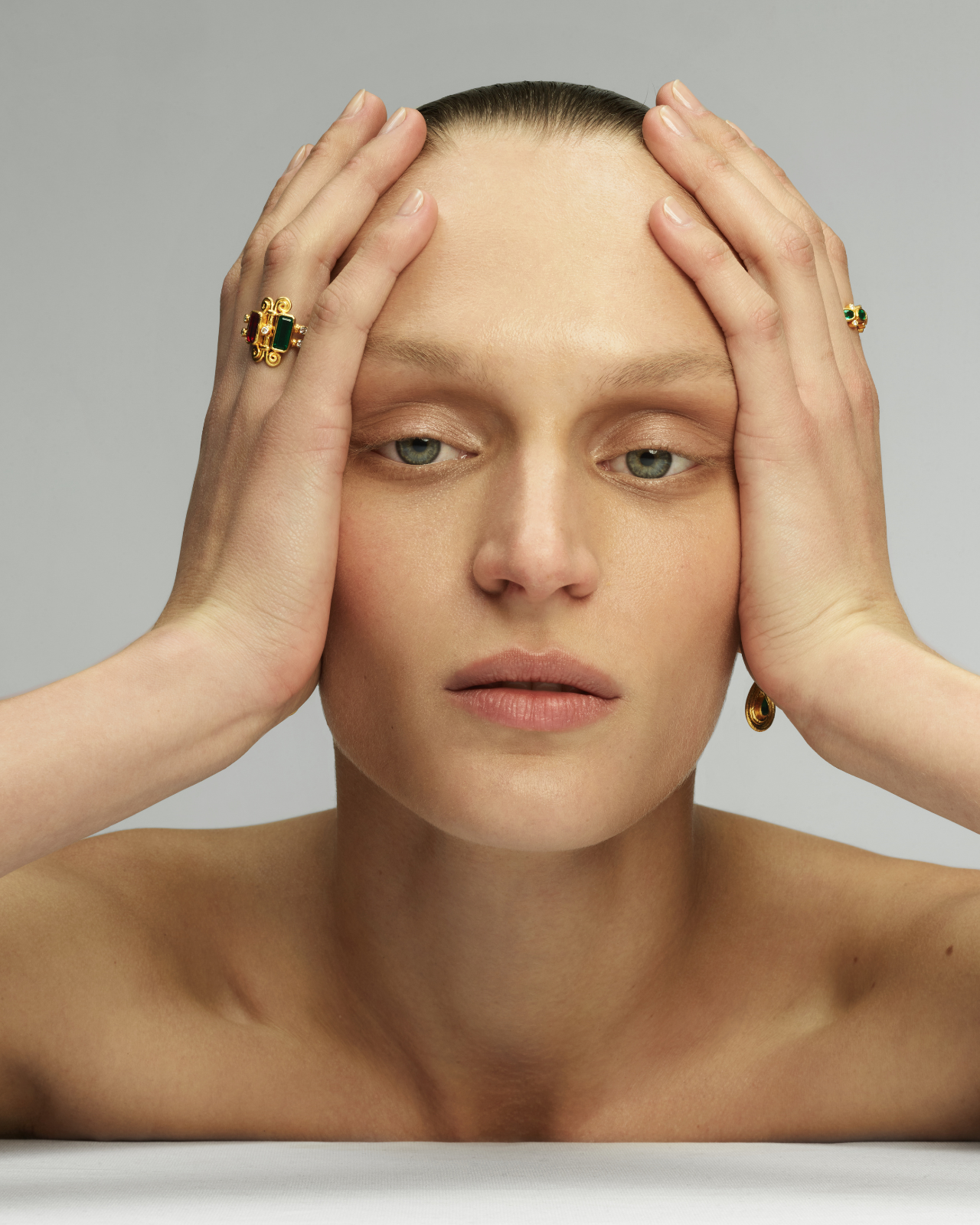 Temple of the Sun Aelia Ring Solid Gold