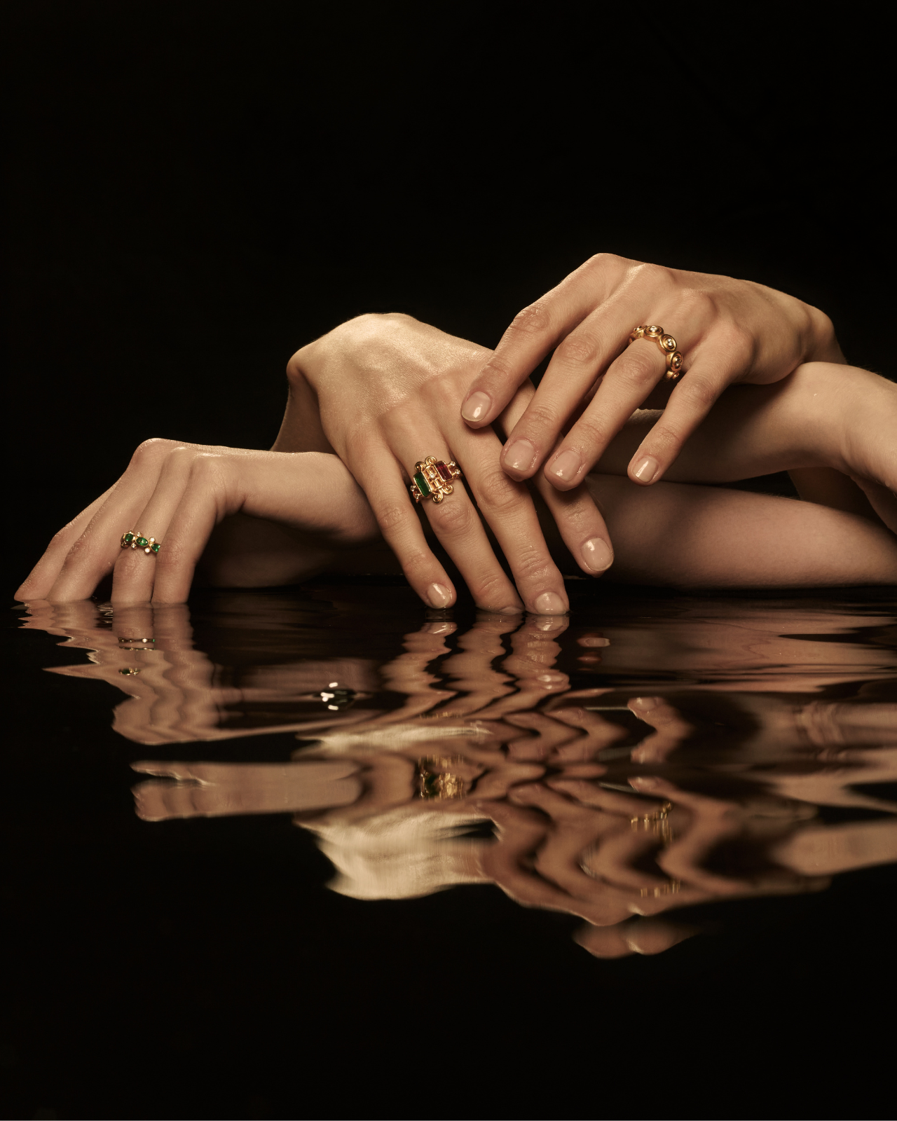 Temple of the Sun Aelia Ring Solid Gold