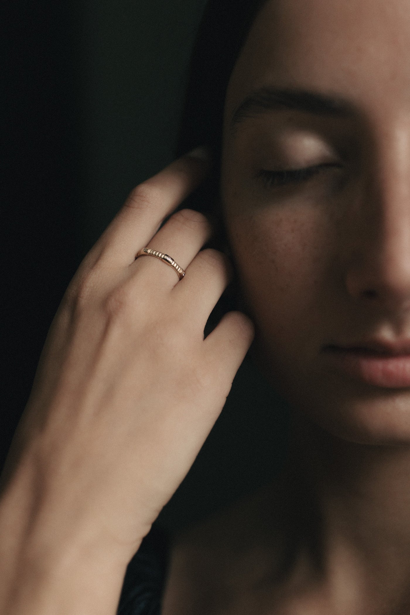 Mejuri diamond store beaded ring