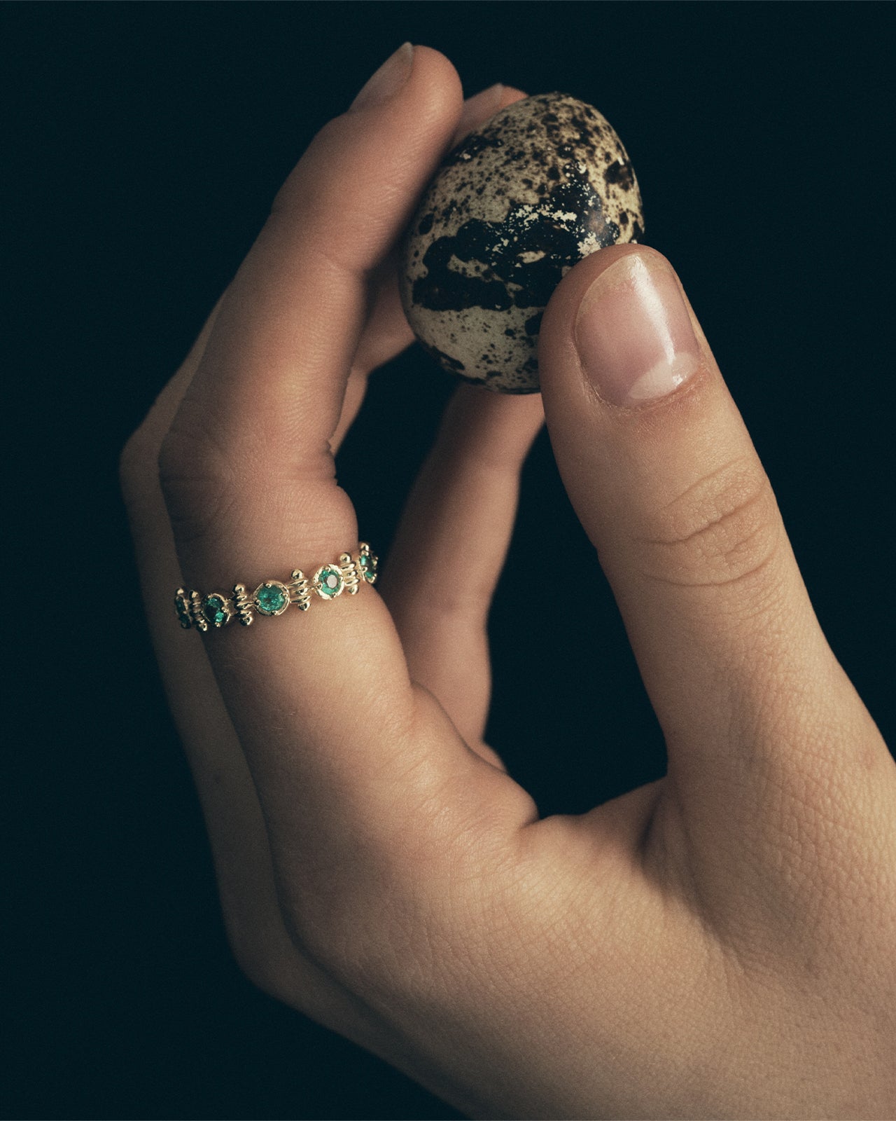 Temple of the Sun Asteria Eternity Ring Emerald Solid Gold