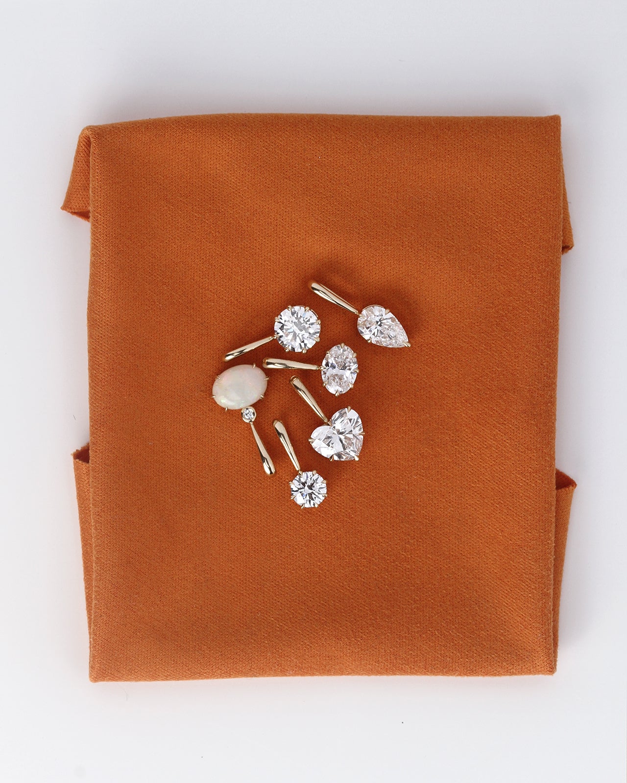 Temple of the Sun Astra Pear Pendant Diamond Solid Gold