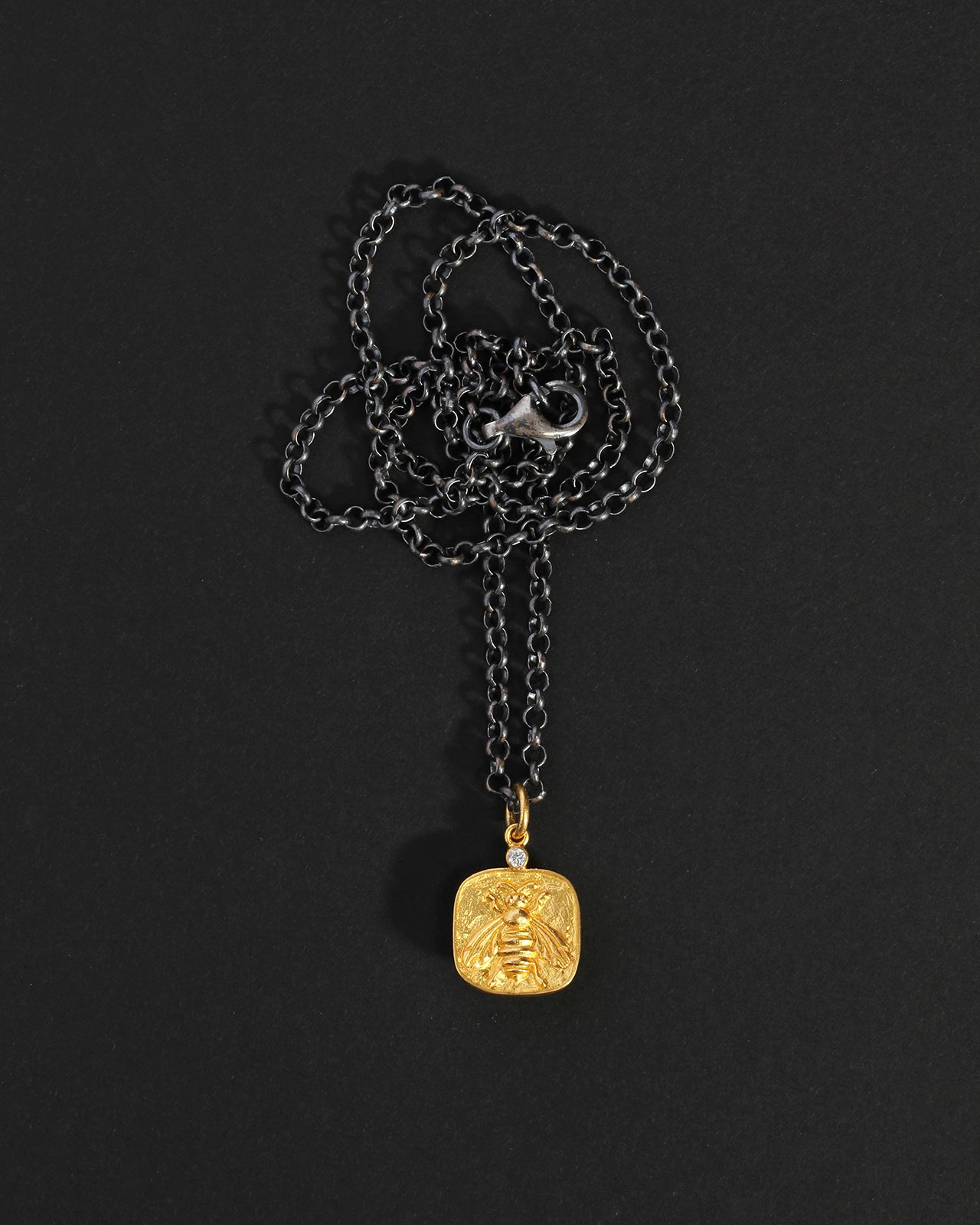Temple of the Sun Bee Necklace Solid Gold