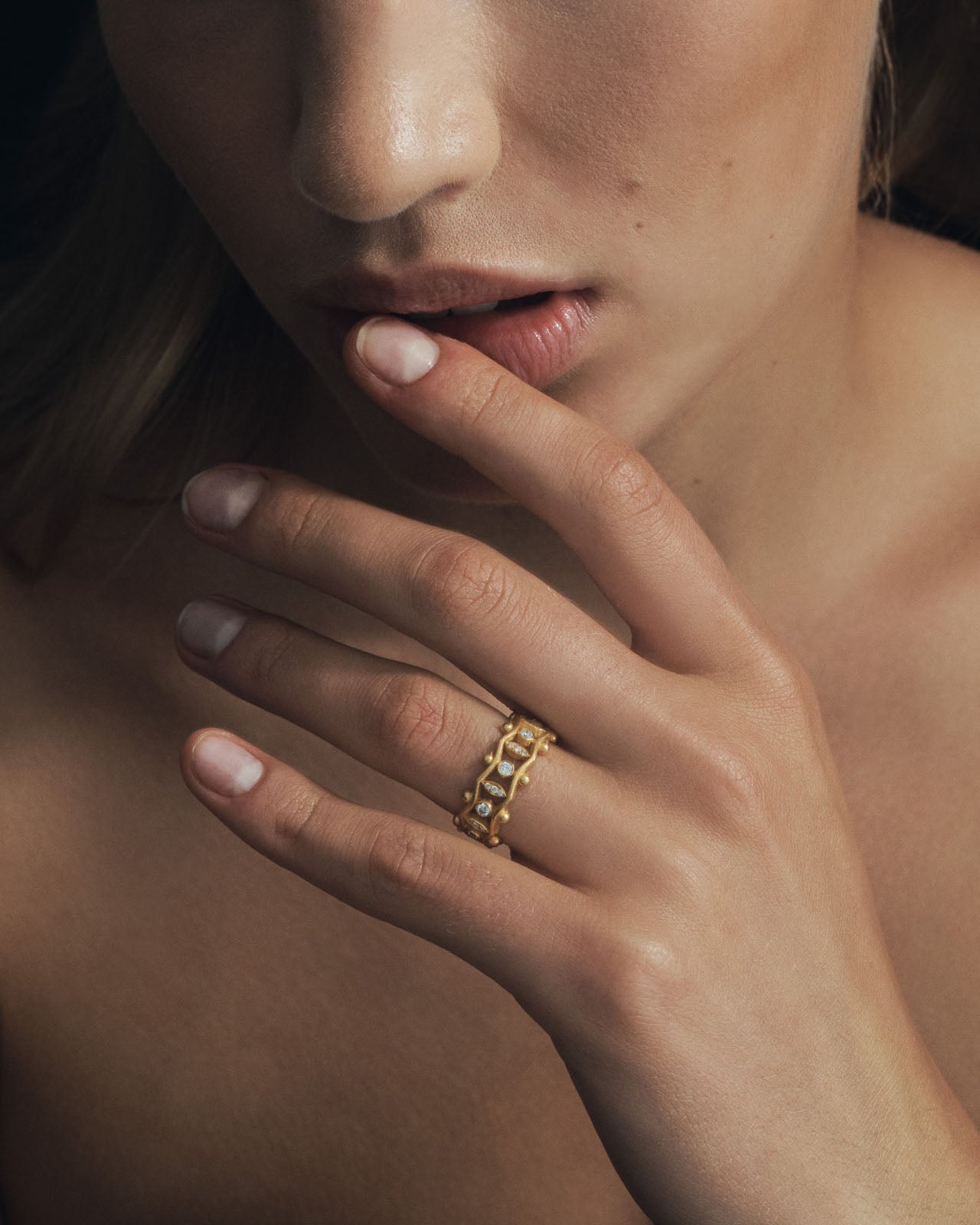 Temple of the Sun Cadence Ring Solid Gold