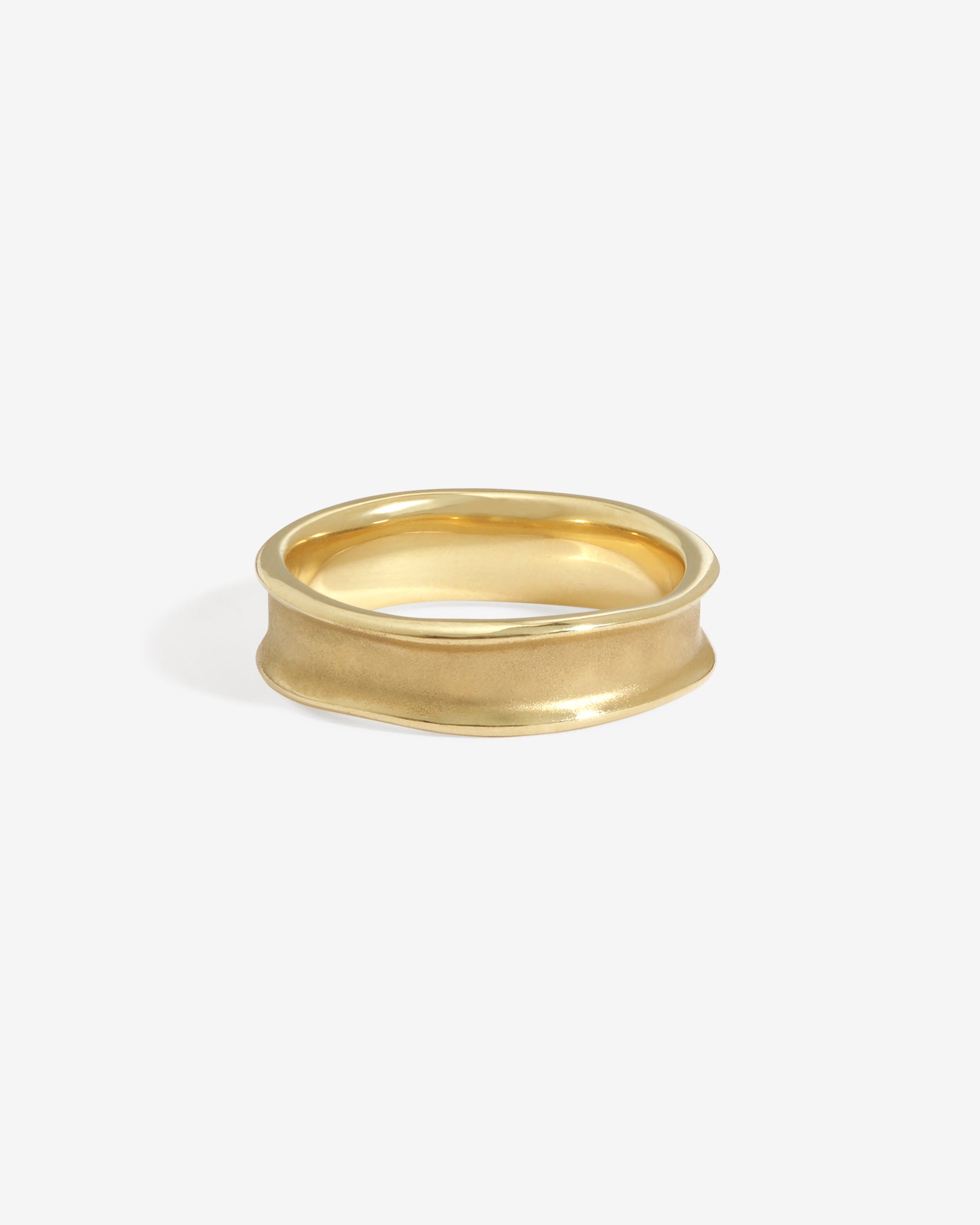 Temple of the Sun Caius Ring Solid Gold