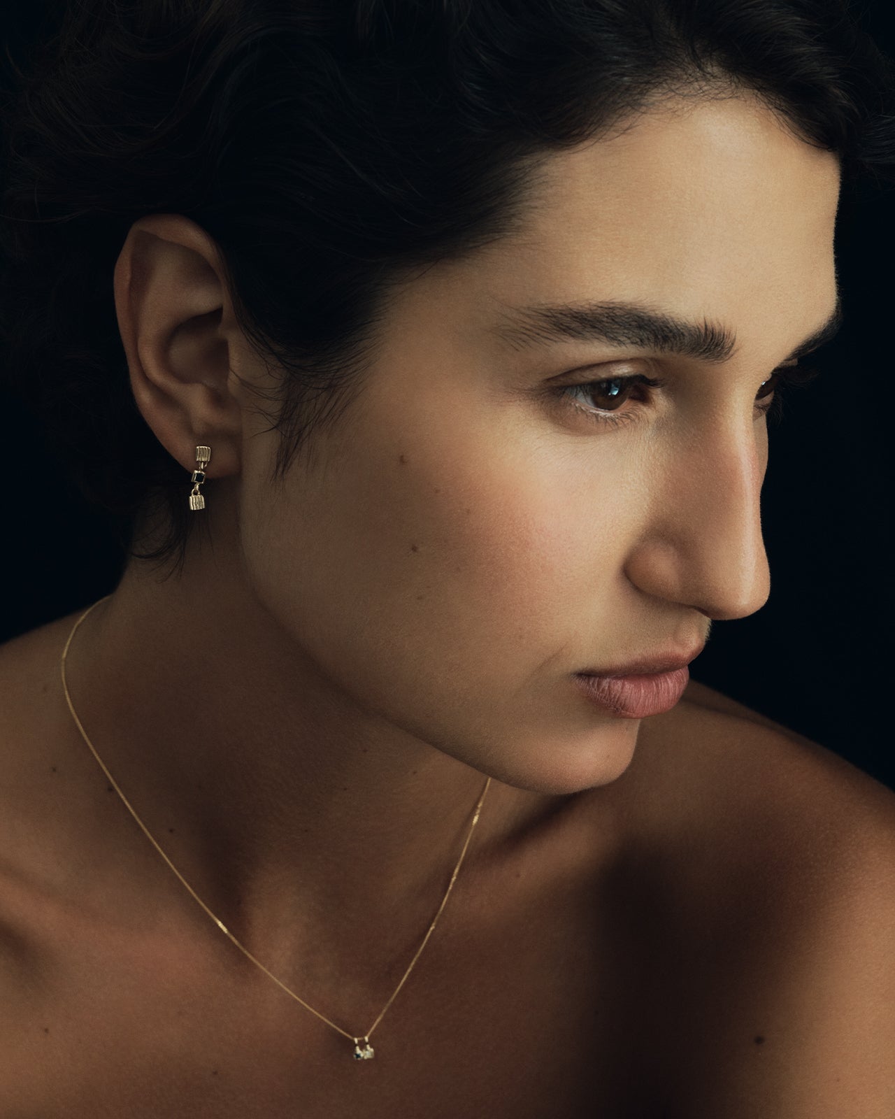 Temple of the Sun Dell Earrings Solid Gold