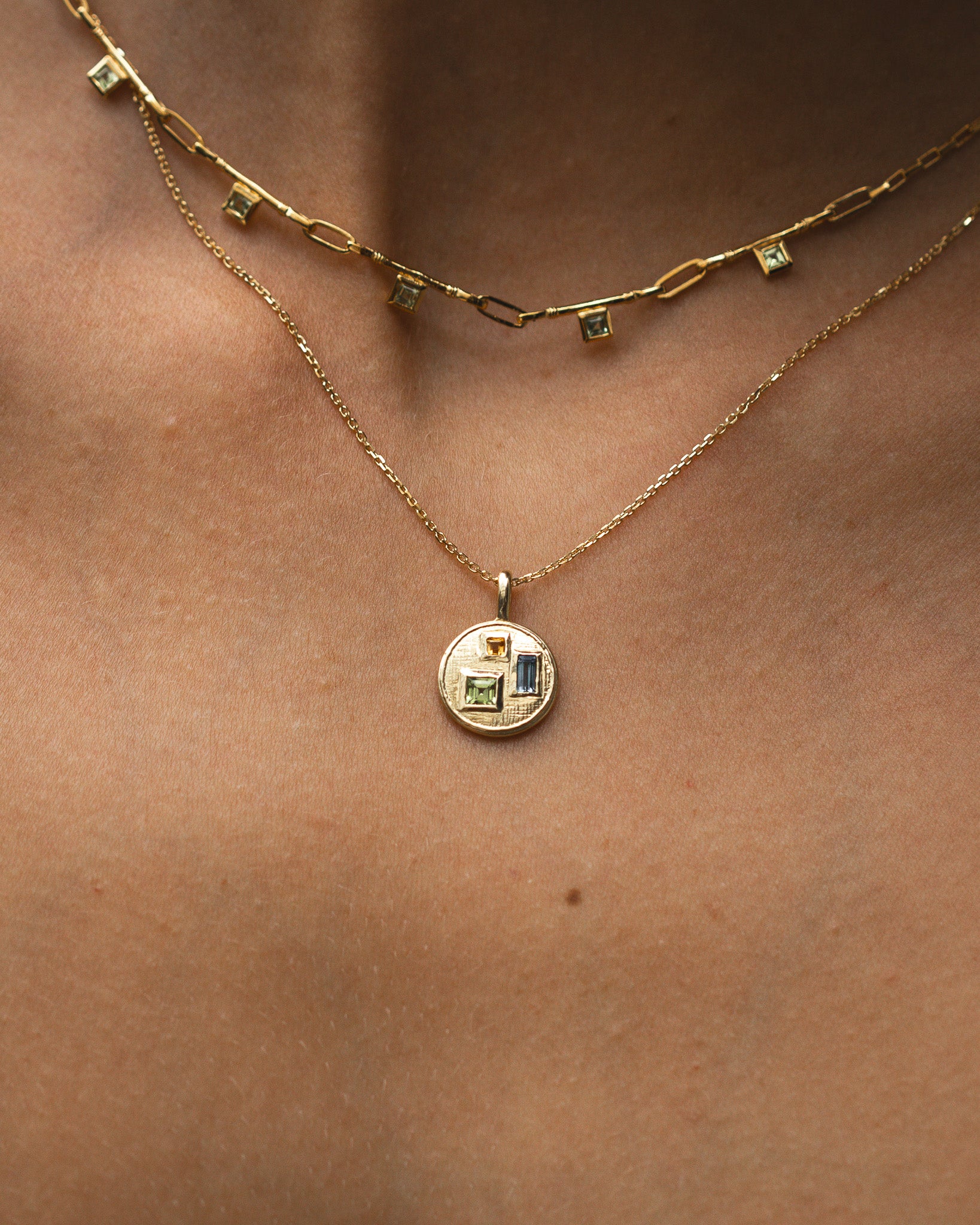 Temple of the Sun Dina Necklace Small Solid Gold