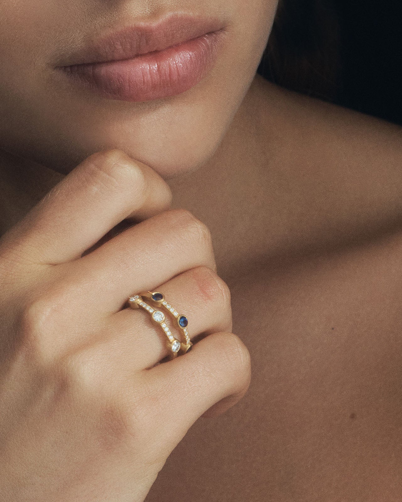 Temple of the Sun Ender Ring Sapphire Solid Gold