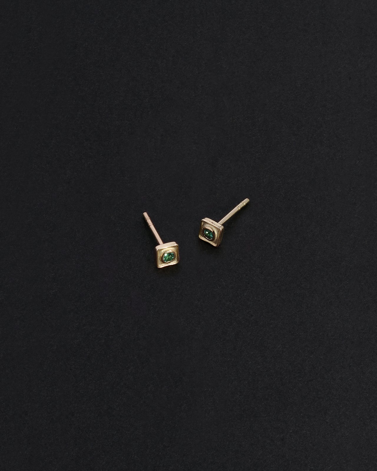 Temple of the Sun Florence Studs Emerald Solid Gold