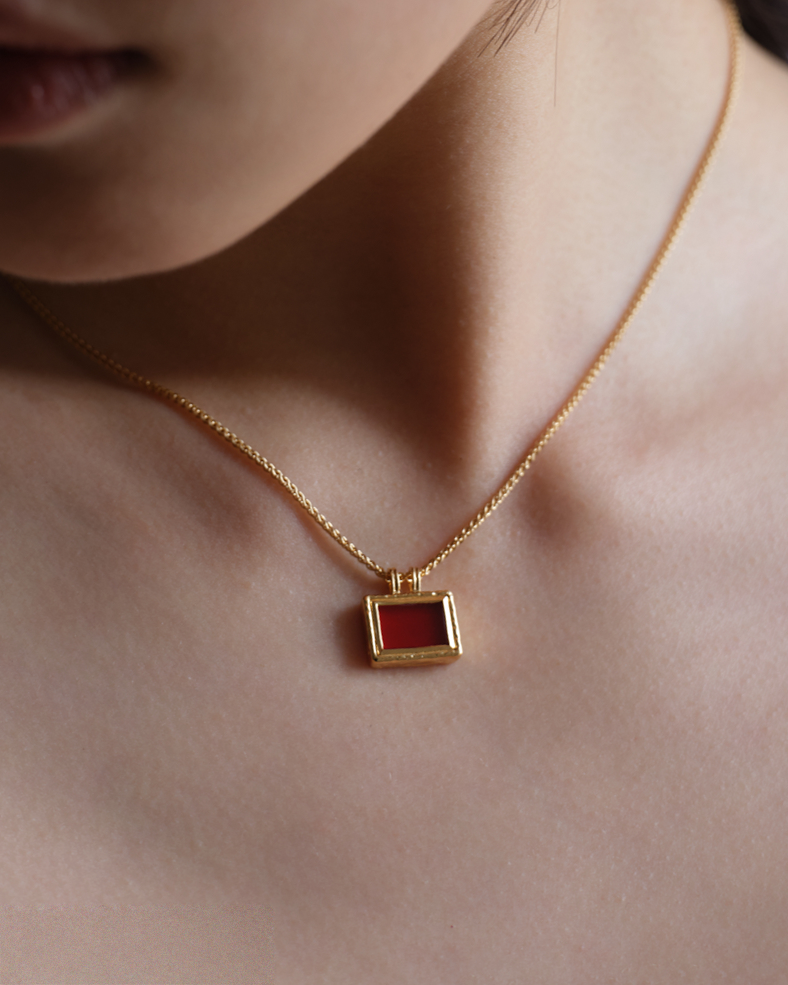 Temple of the Sun Hestia Necklace Gold Vermeil