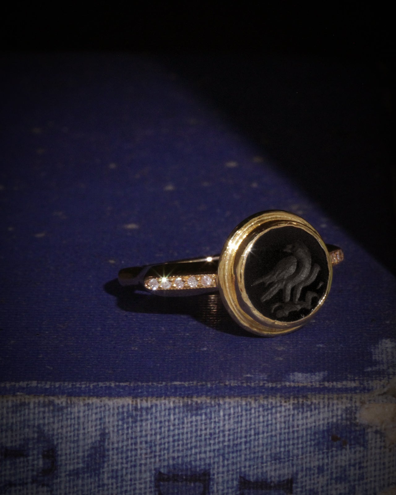 Temple of the Sun Inara Intaglio Ring Onyx Solid Gold