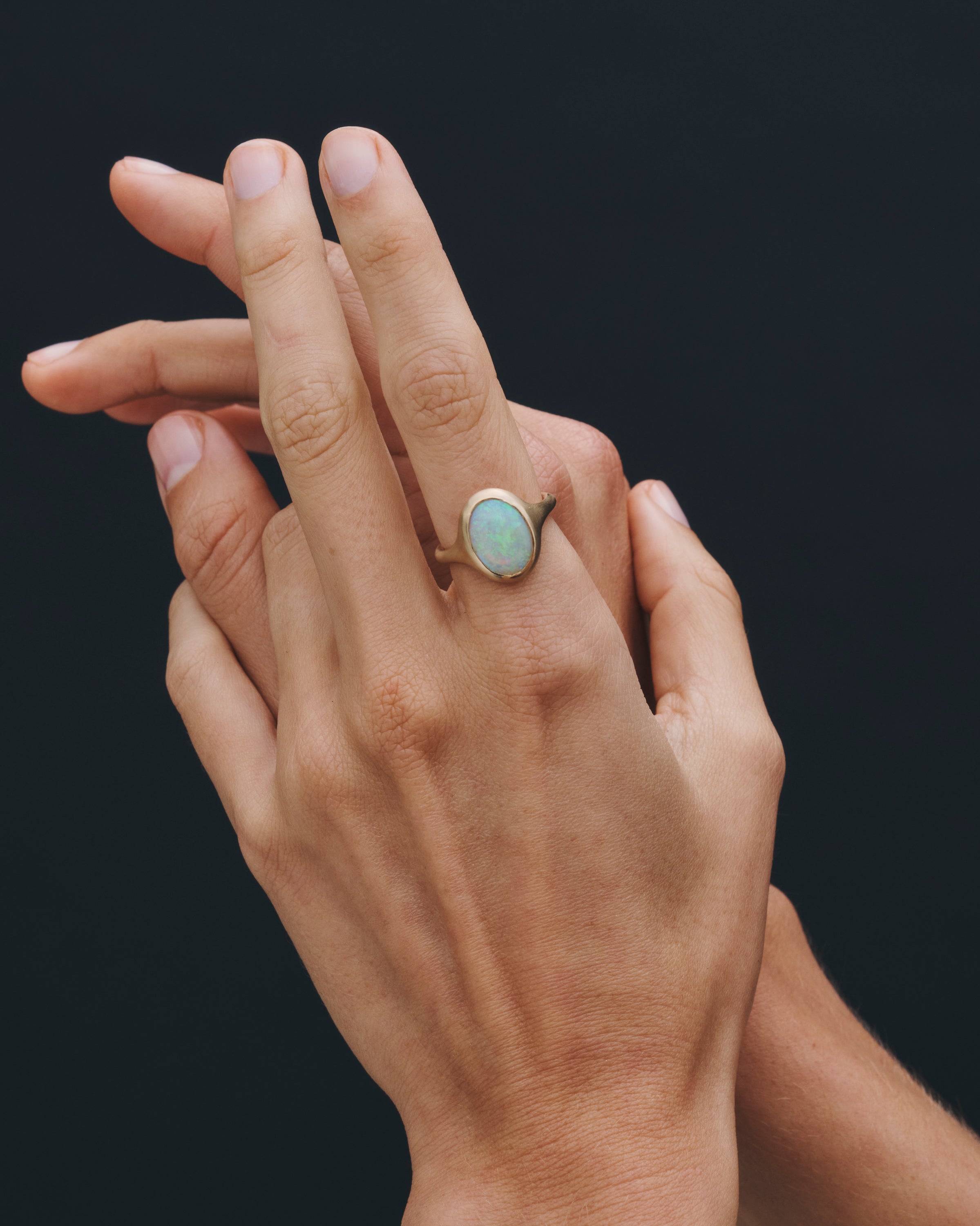 Temple of the Sun Iris Ring 2.21ct Opal Solid Gold