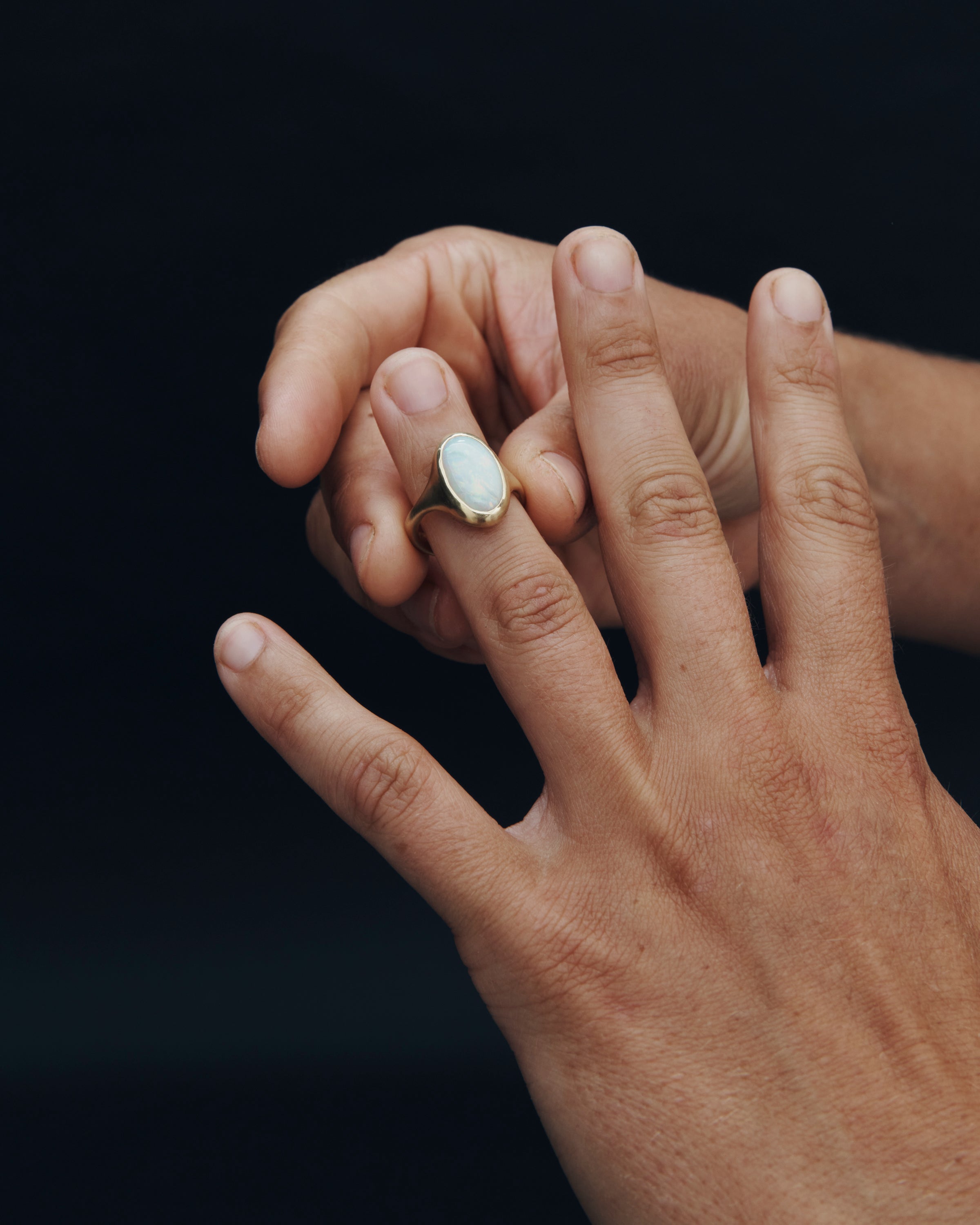 Temple of the Sun Iris Ring 3.63ct Opal Solid Gold