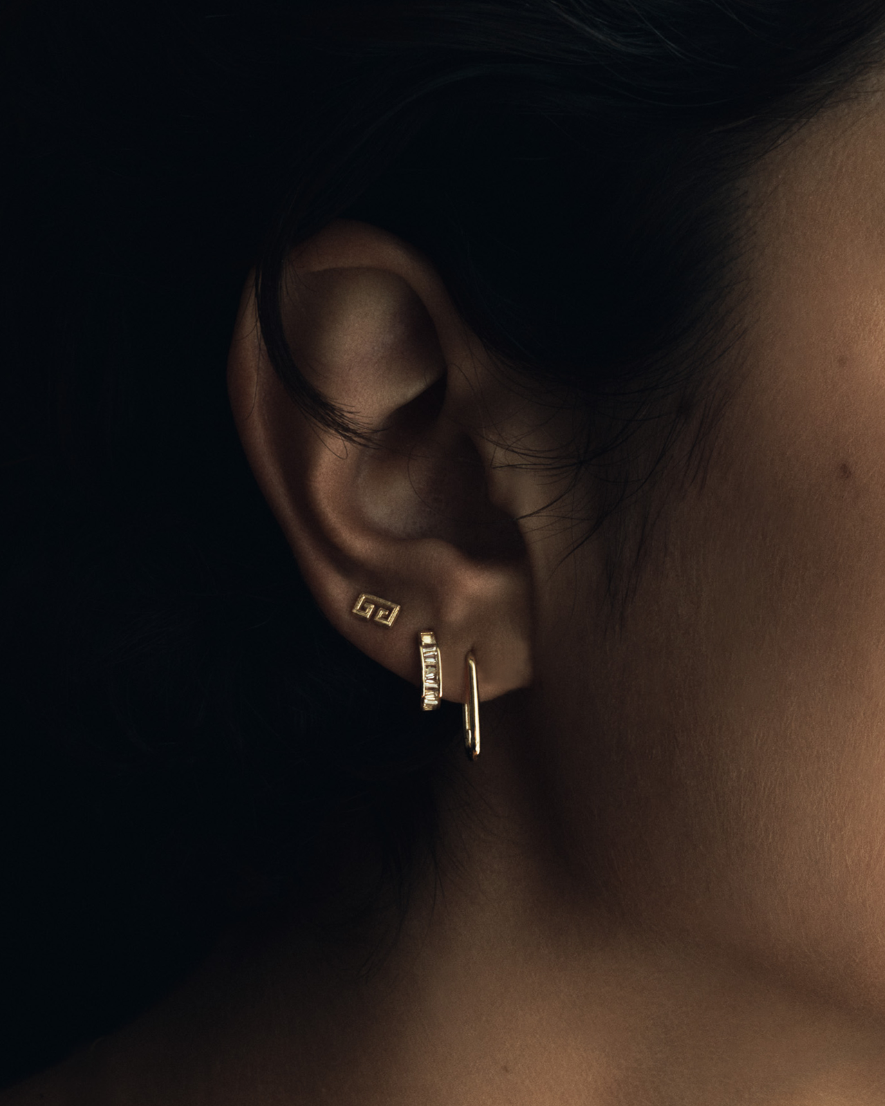 Temple of the Sun Jewellery Paperclip Single Hoop Solid Gold