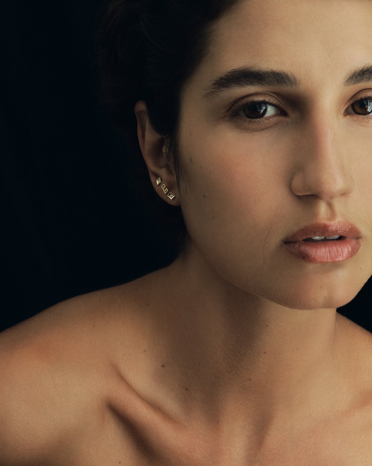 Temple of the Sun Lumi Single Stud Solid Gold