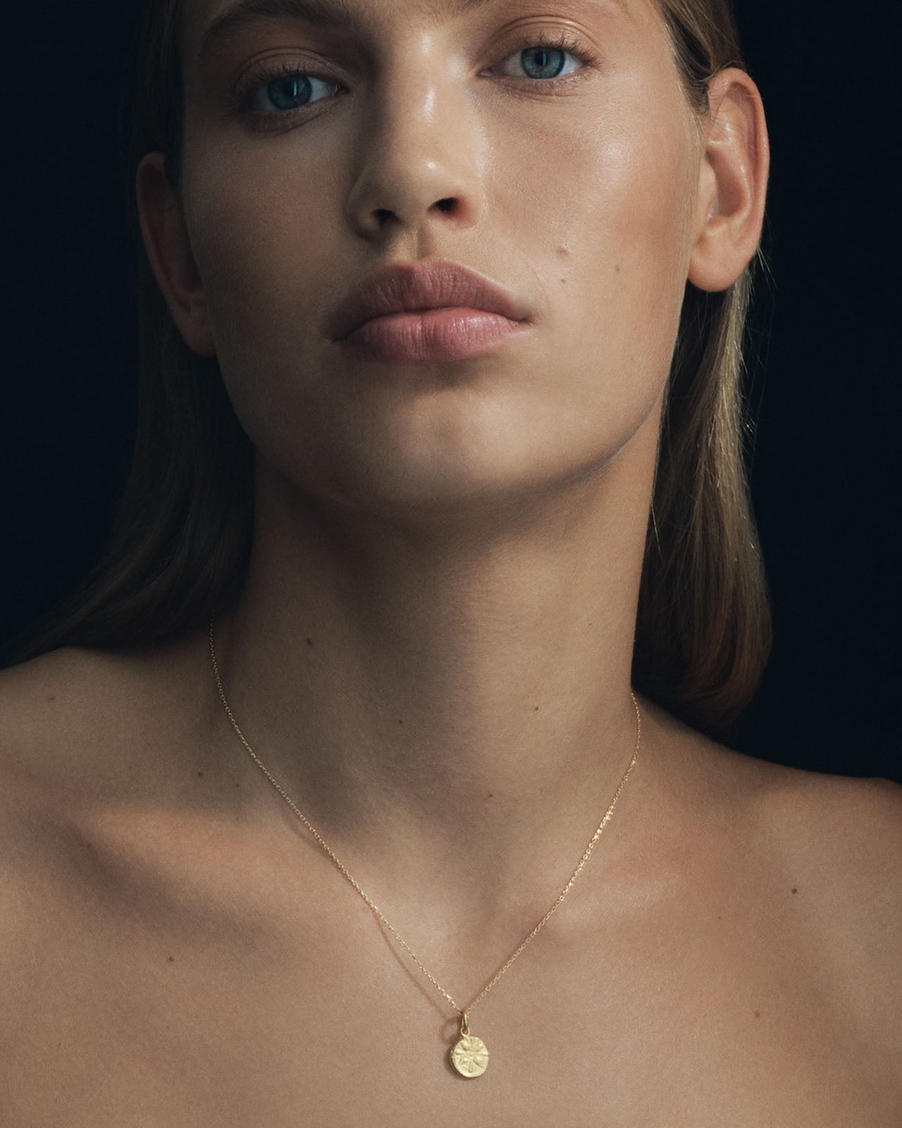 Temple of the Sun Macedon Coin Necklace Solid Gold