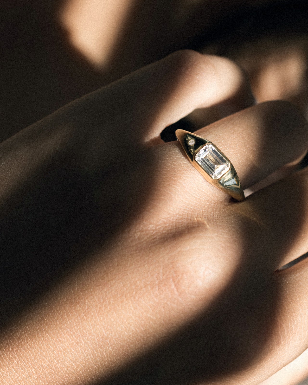 Temple of the Sun Min Ring Diamond Solid Gold