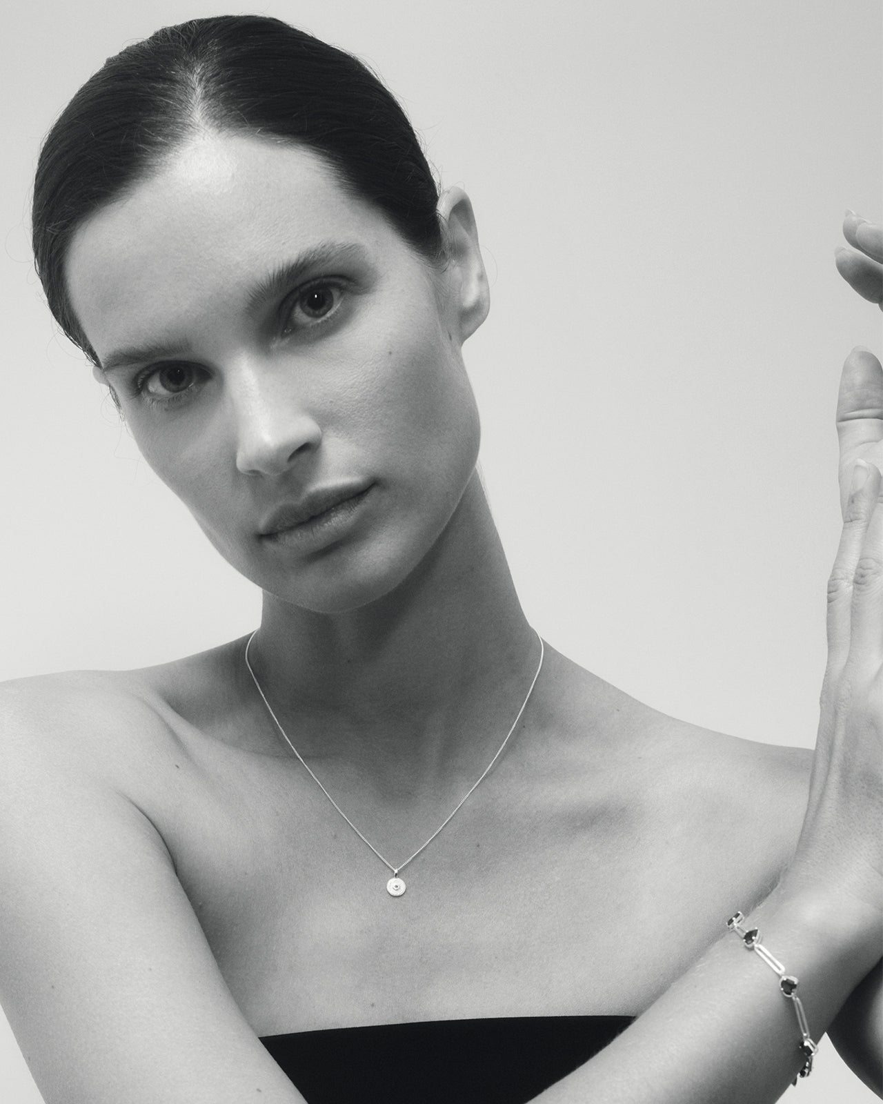 Temple of the Sun Mina Necklace Emerald Silver