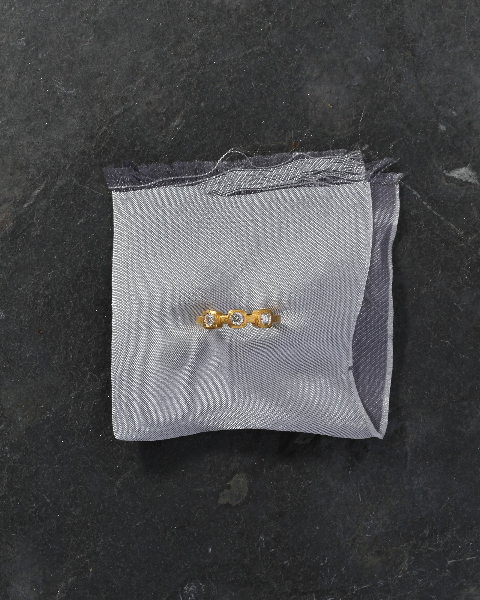 Temple of the Sun Mittani Ring Solid Gold