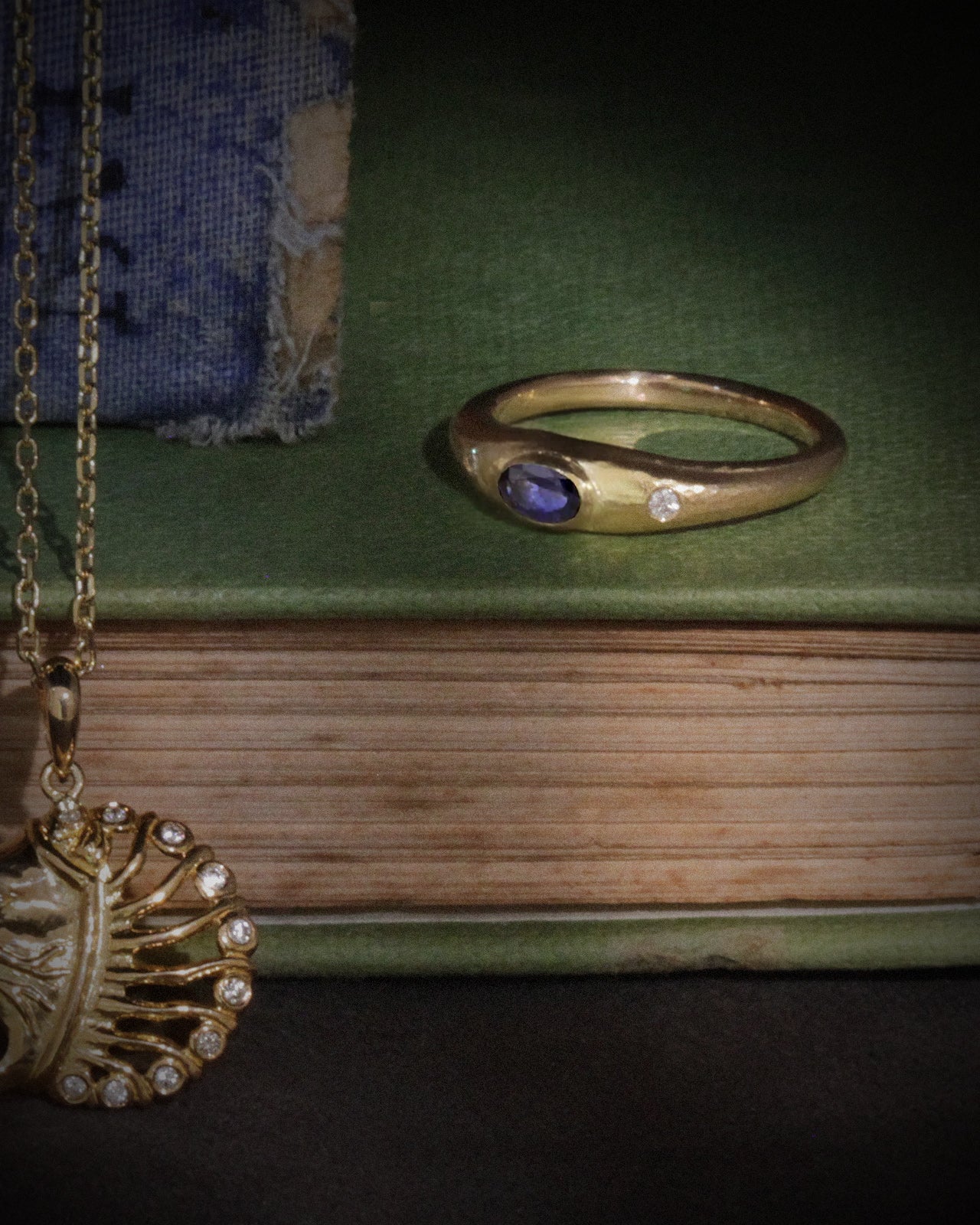 Temple of the Sun Nesa Ring Sapphire Solid Gold