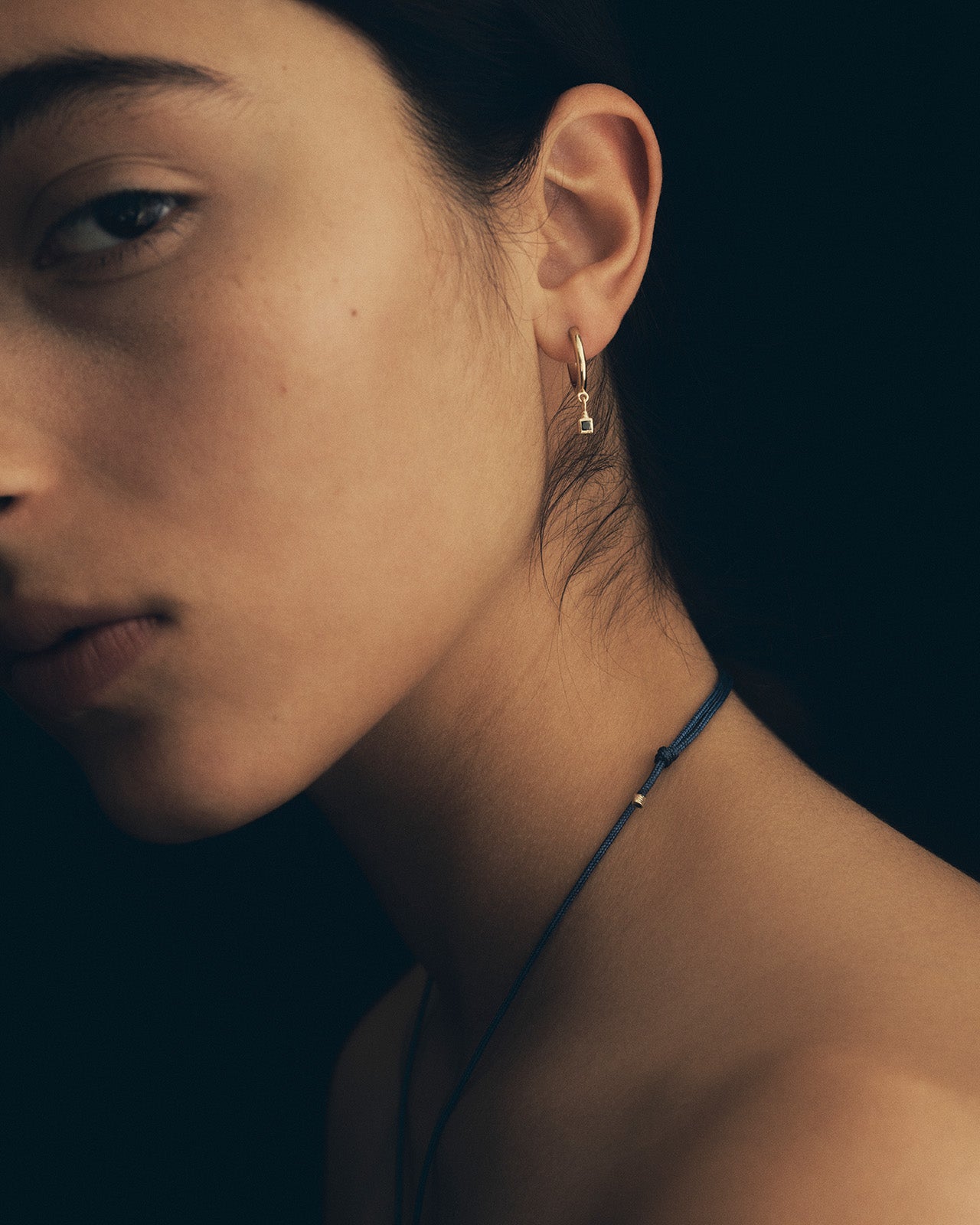 Temple of the Sun Relic VII Necklace Blue Solid Gold