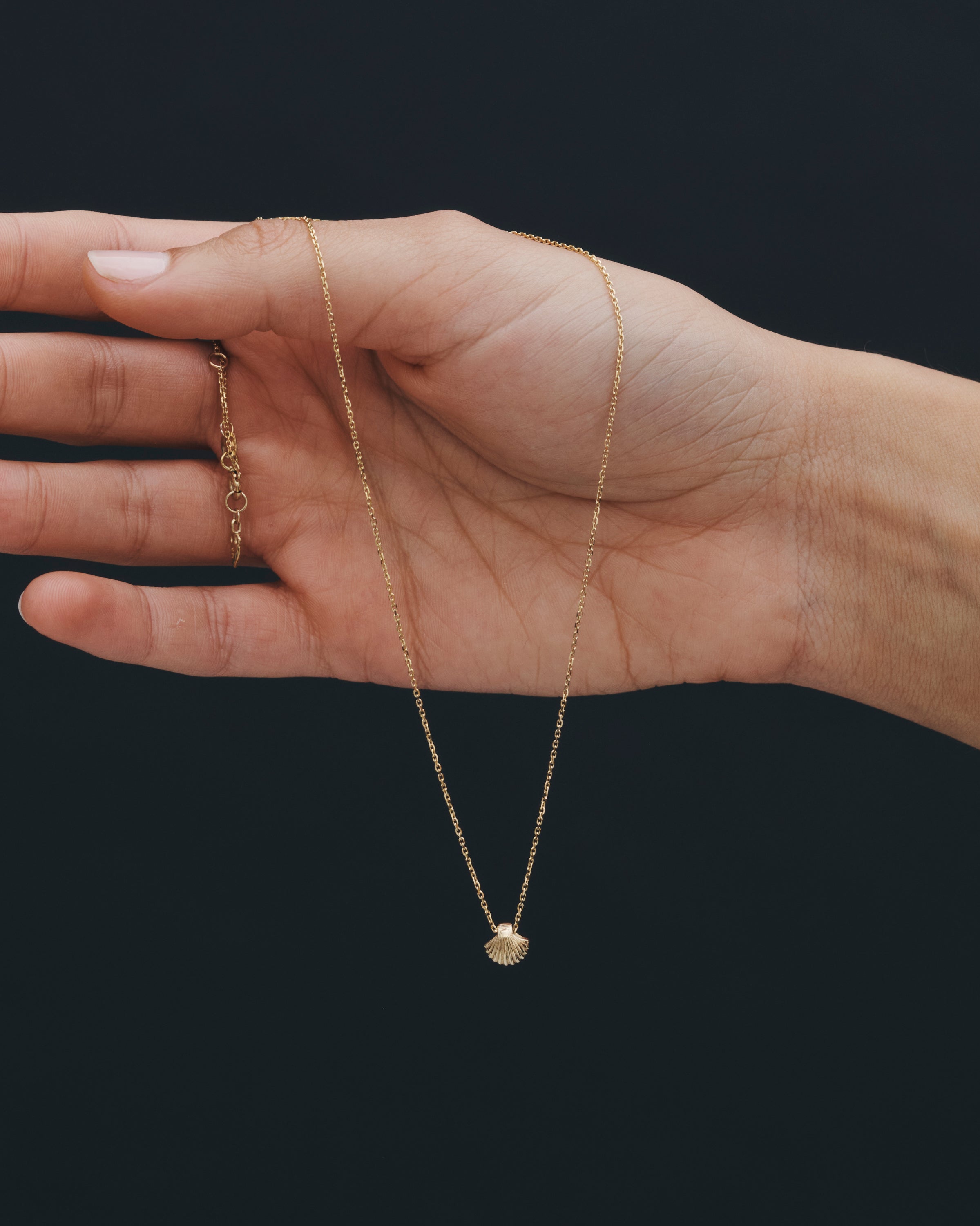 Temple of the Sun Sia Sliding Necklace Solid Gold