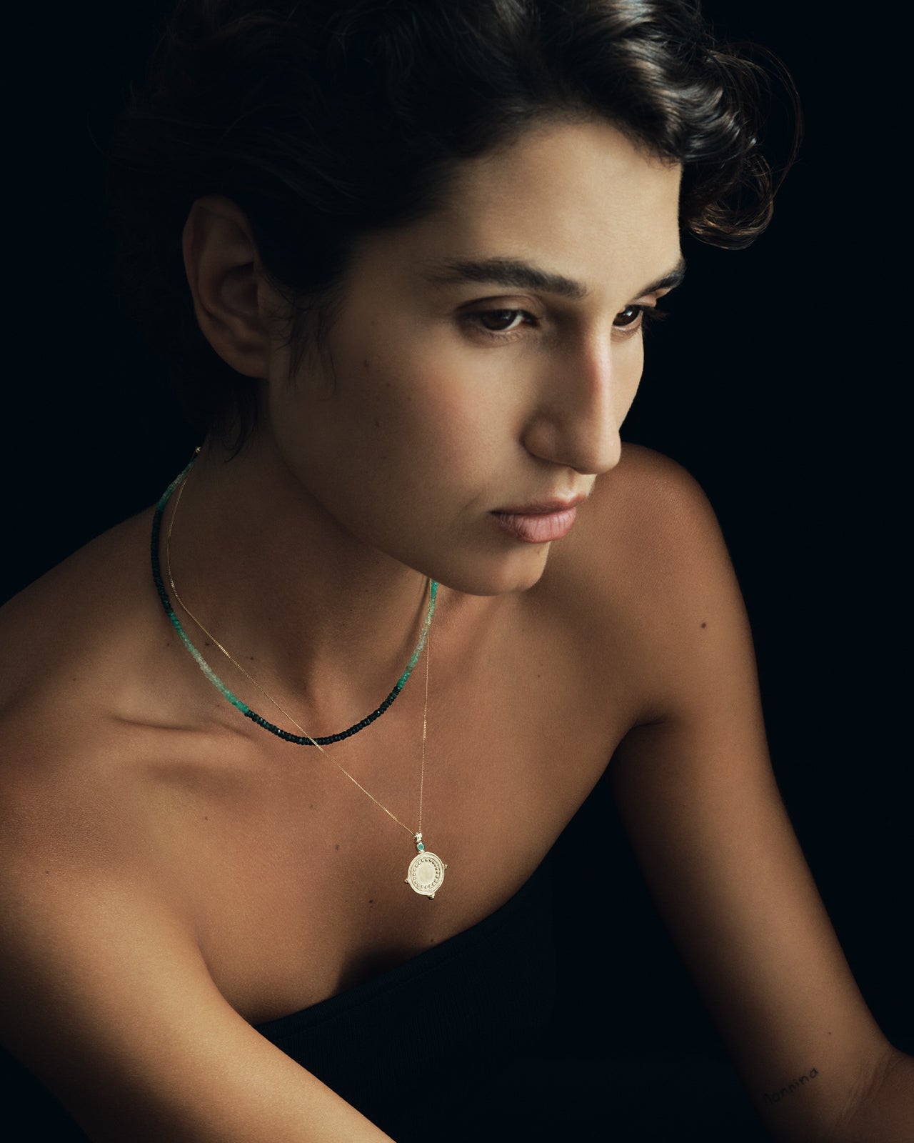 Temple of the Sun Sura Necklace Emerald Solid Gold