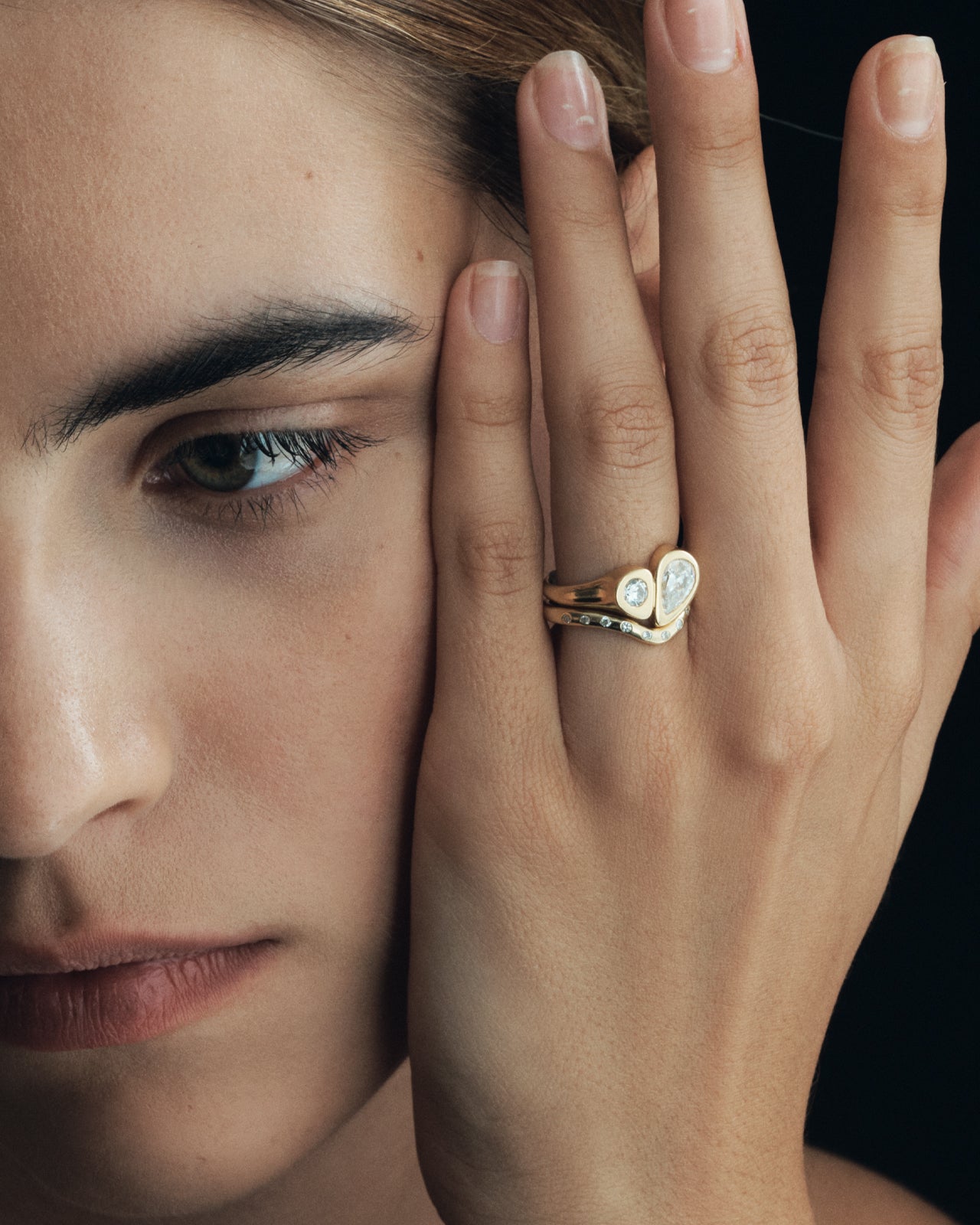 Temple of the Sun Synergy Band Diamond Solid Gold